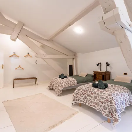 249 Roberie Sud - Nyaraló