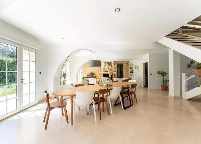 249 Roberie Sud - * Cénac